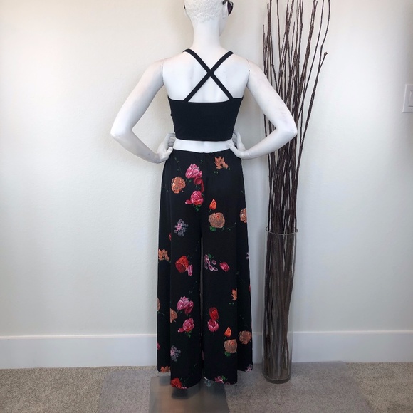 Style-Aire | Vintage Floral Palazzo Pants - Picture 3 of 8